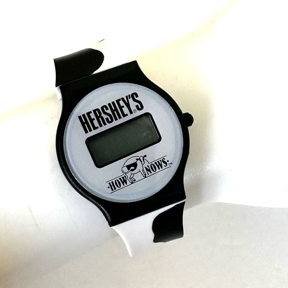 Vintage 80’s Hersheys How  now cow  watch